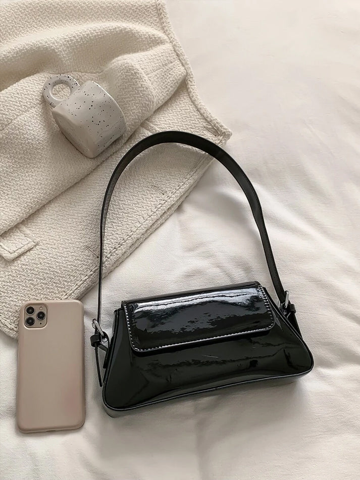 Bolsa Lizza Couro Ecológico – Elegância e Estilo para a Noite