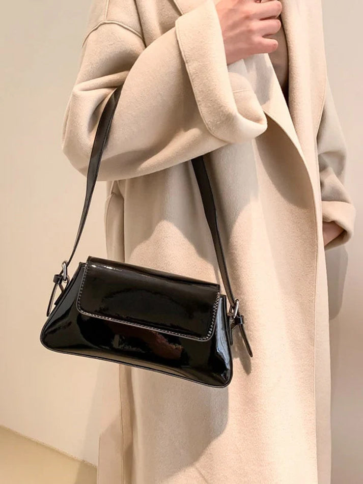 Bolsa Lizza Couro Ecológico – Elegância e Estilo para a Noite