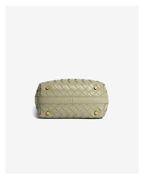 Bolsa feminina baguete Trançada Noemi – Elegância e Estilo Artesanal