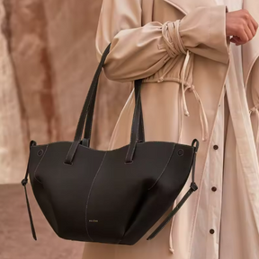 Bolsa de Ombro Feminina de Couro Classic - Moderna e Espaçosa