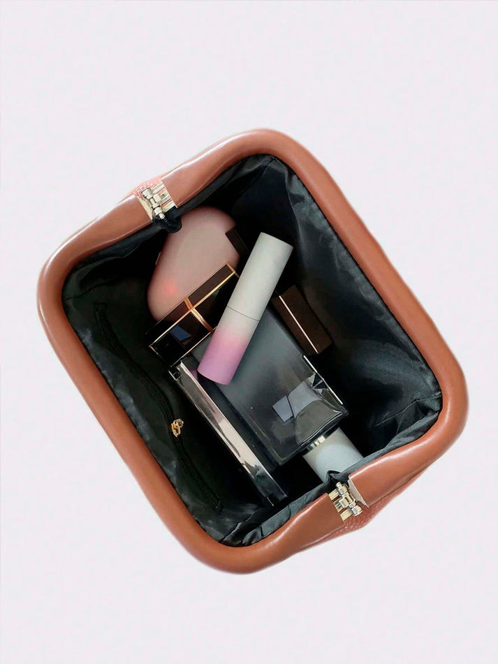 Bolsa Cardia em Couro Ecológico – Sofisticação com Charme Único