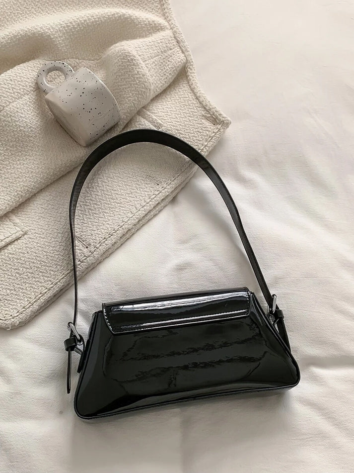 Bolsa Lizza Couro Ecológico – Elegância e Estilo para a Noite